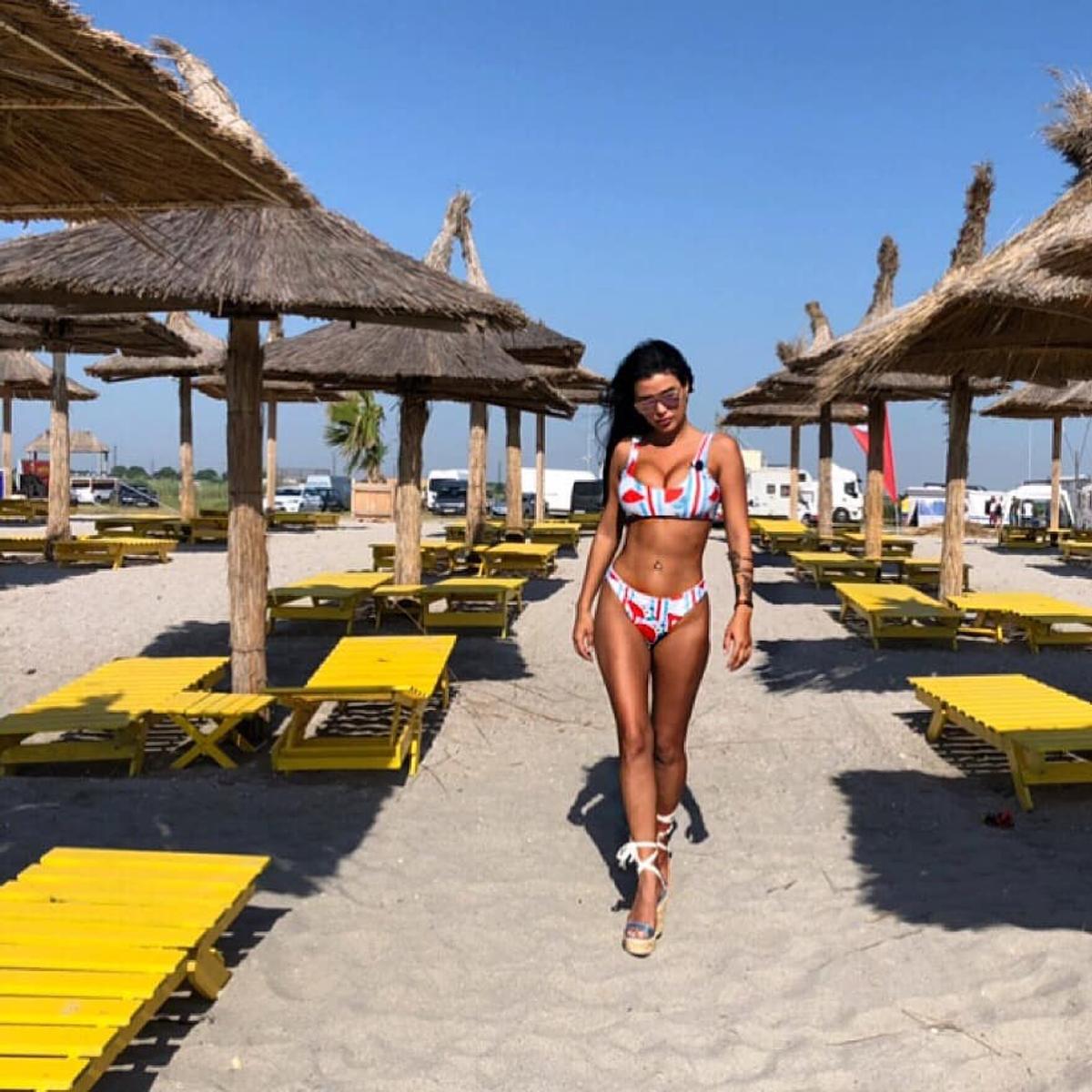 VIDEO+FOTO Fosta iubită a lui Mihai Costea, Daniela Crudu, vacanță HOT în Italia: a postat pe net imagini cu noile implanturi uriașe!