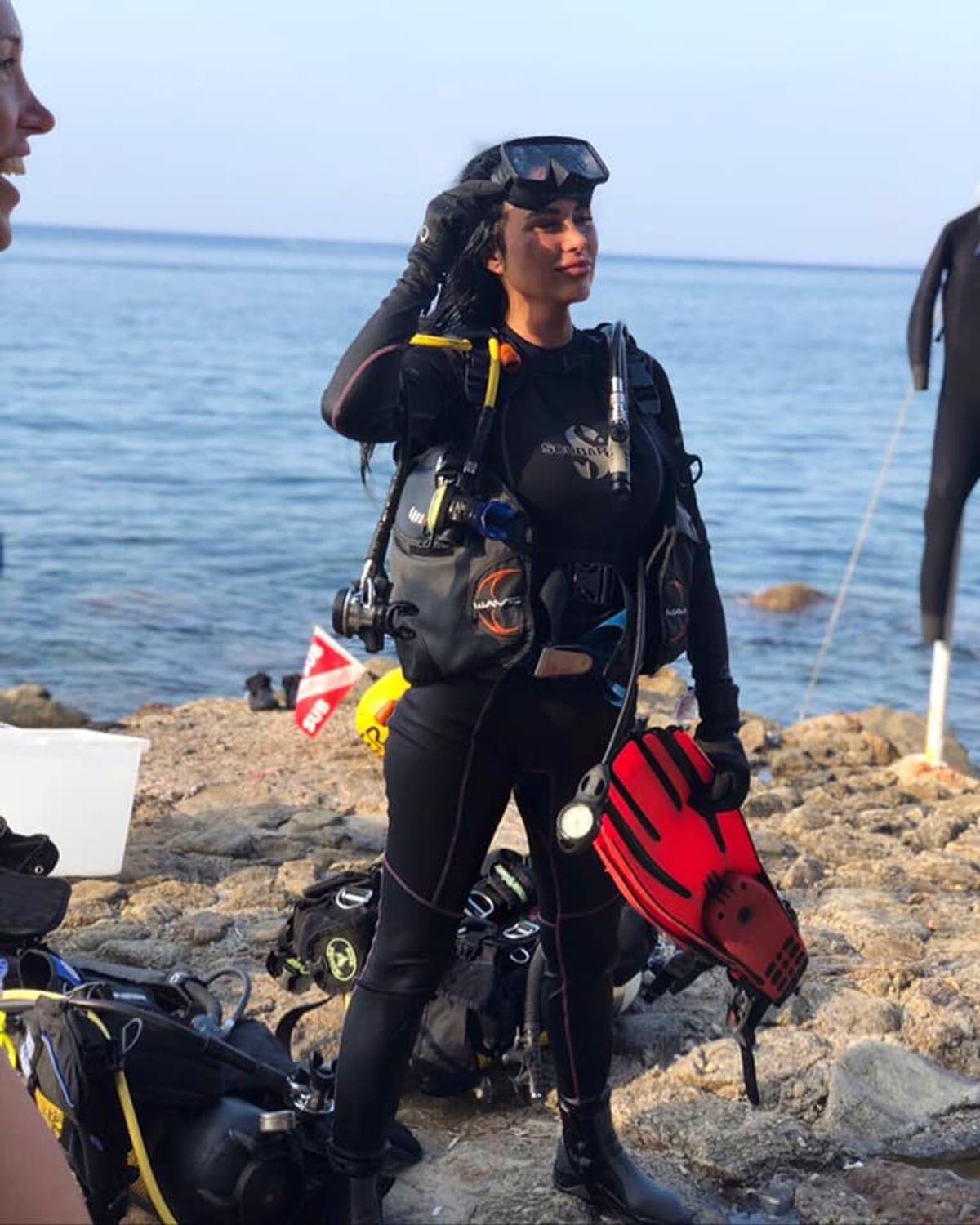 VIDEO+FOTO Fosta iubită a lui Mihai Costea, Daniela Crudu, vacanță HOT în Italia: a postat pe net imagini cu noile implanturi uriașe!