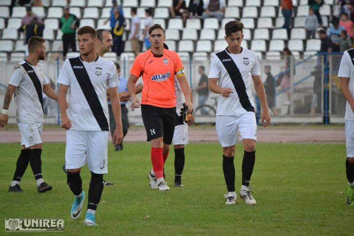 EXCLUSIV Cazul ZGUDUITOR al lui Cătălin Suciu: în 2016 era dorit de Reghe la FCSB, acum are peste 130kg în Liga 3! „Mi-am topit ambiția, am început să mănânc fără măsură”