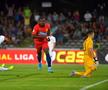 FCSB - VIITORUL 2-1 / A trecut ca prin brânză! Secvență excelentă de imagini suprinse de fotoreporterul GSP Raed Krishan cu gafele în serie ale fundașilor Viitorului la golul lui Gnohere