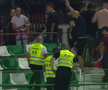 SEPSI - DINAMO 0-1 // VIDEO+FOTO Niciun meci fără incidente! Ultrașii lui Dinamo s-au bătut cu forțele de ordine și au fost evacuați cu gaze lacrimogene!