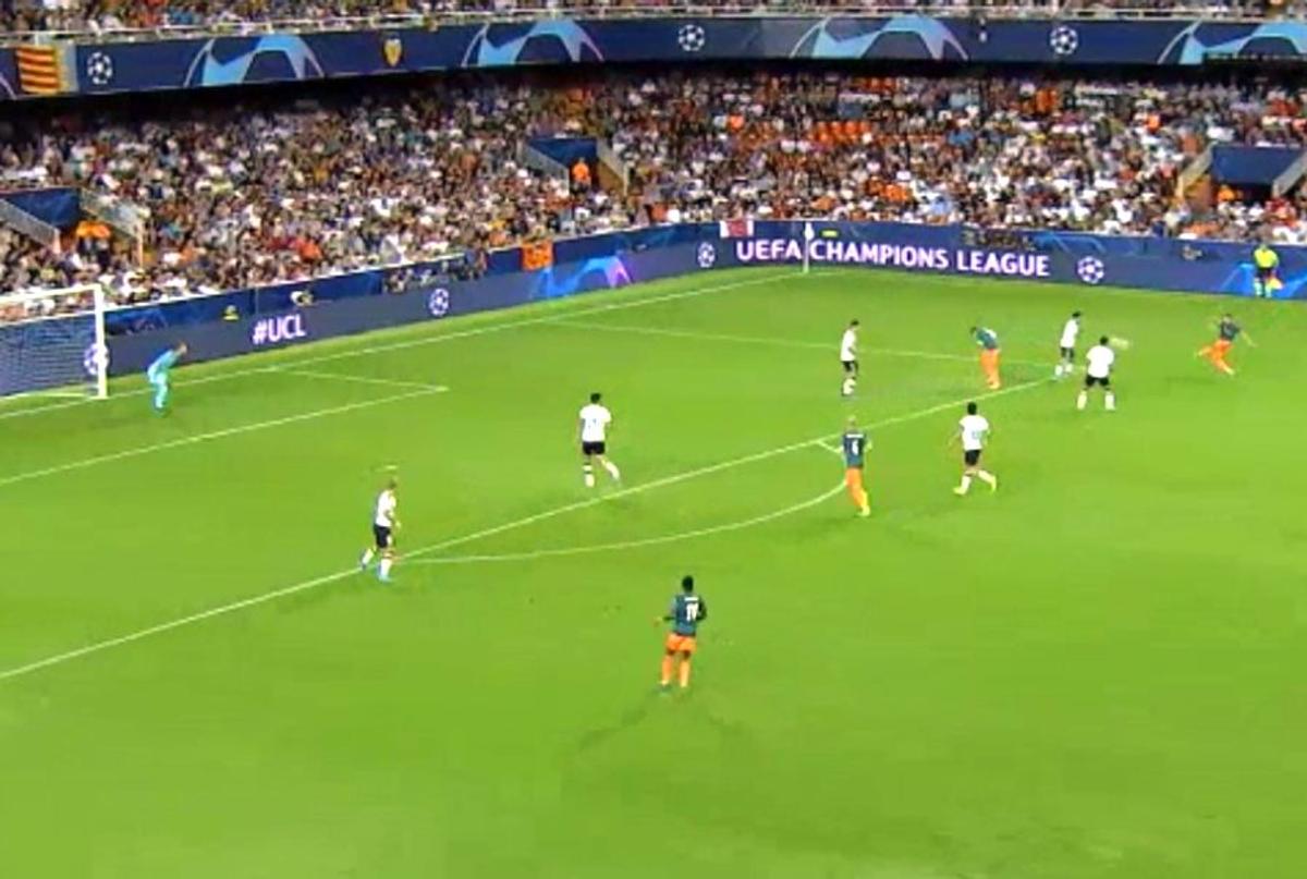 VIDEO Gol fantastic reușit de Ziyech, colegul lui Răzvan Marin la Ajax