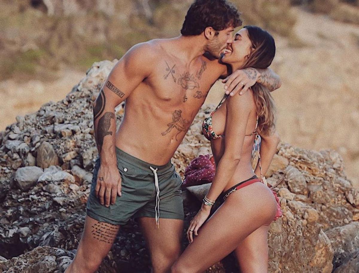 GALERIE FOTO Frumoasa Belen Rodriguez s-a întors la prima dragoste!