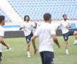FOTO Sute de suporteri la primul antrenament al lui Victor Pițurcă la Craiova