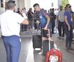 ROMÂNIA - SPANIA // GALERIE FOTO Naționala Spaniei a ajuns în București! Ramos și Carvajal au fost solicitați pentru poze » Reacția jucătorilor