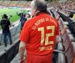 ROMÂNIA - SPANIA // FOTO EXCLUSIV Legendarul Manolo «el del Bombo», apariție de senzație pe Arena Națională: „Suntem apropiați, dar batem cu 2-1”