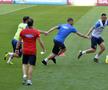 ROMÂNIA - SPANIA // VIDEO ȘOC! Gazonul de pe Arena Națională s-a stricat înainte de primul meci! Imagini îngrijorătoare cu suprafața pentru care s-au cheltuit 240.000 de euro
