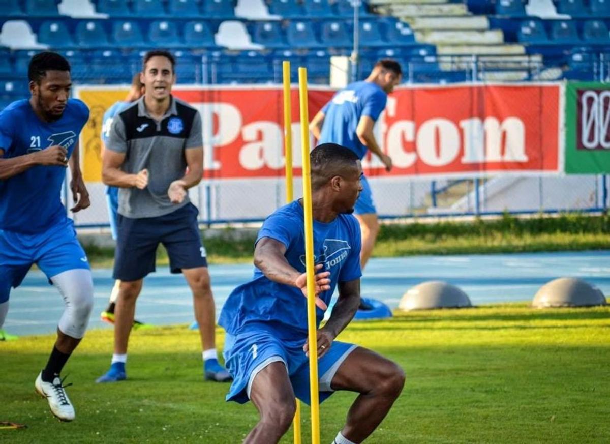 EXCLUSIV Omul care i-a lipsit lui Mihai Teja la FCSB! Preparatorul fizic Jose Luis Schneider, despre secretul succesului la Iași + Cum vede meciul România - Spania