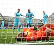 BRIGHTON - TOTTENHAM 3-0 // FOTO Accidentare HORROR în Premier League » Hugo Lloris și-a rupt mâna și a avut nevoie de masca de oxigen