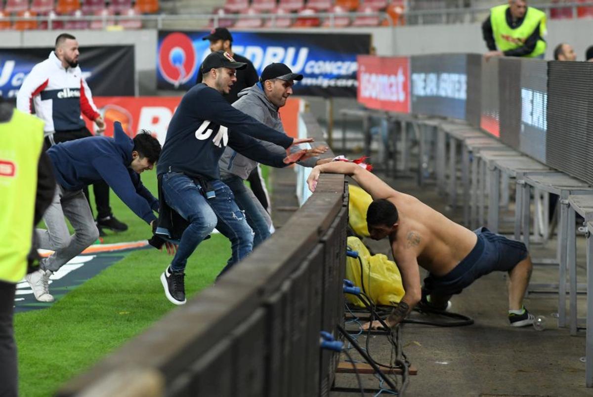 FCSB - DINAMO 1-1 / VIDEO Bătaie la finalul derby-ului!