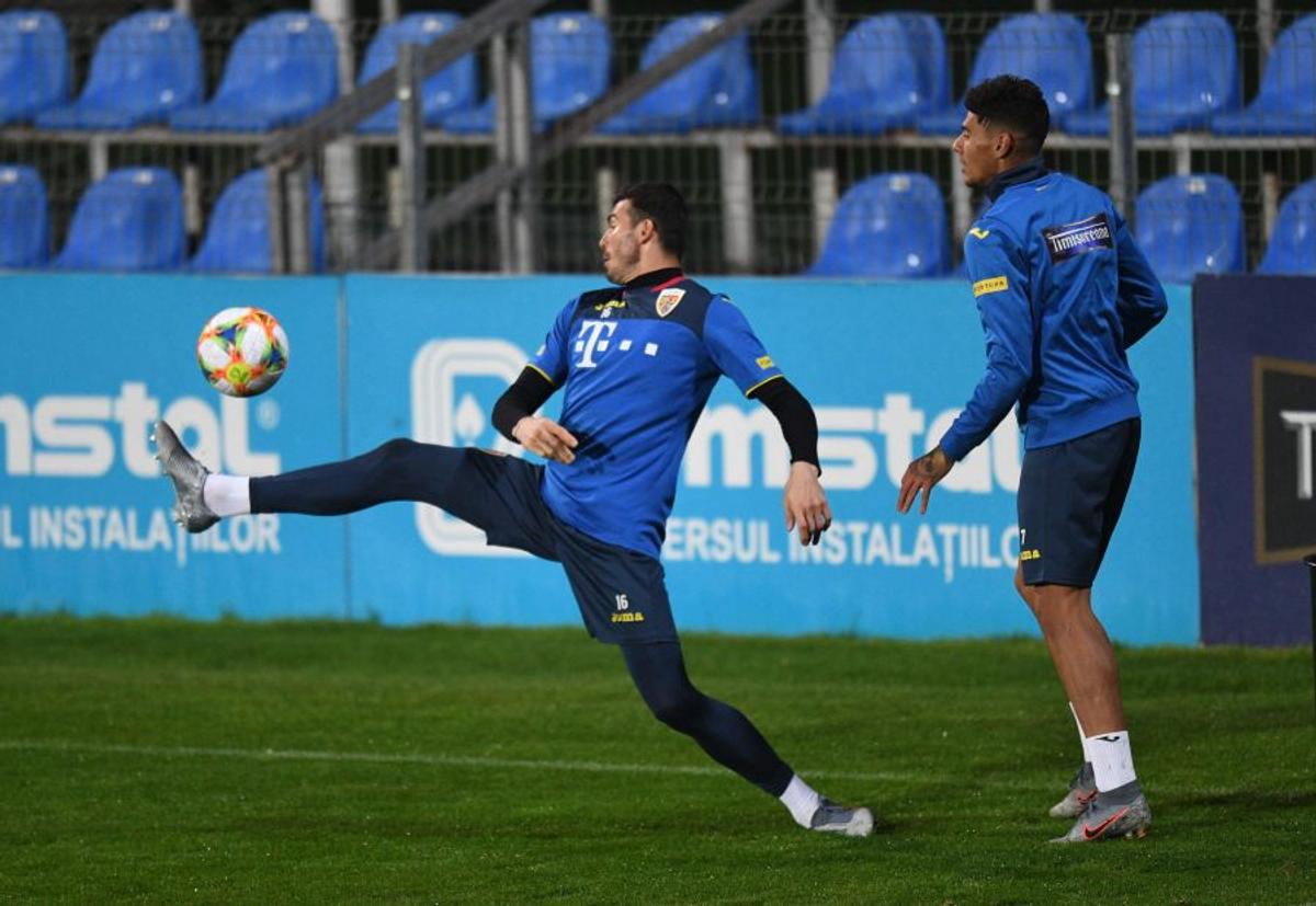 FEROE - ROMÂNIA // FOTO+VIDEO / Probleme pentru Cosmin Contra » Romario Benzar ar putea lipsi din „dubla” cu Insulele Feroe și Norvegia