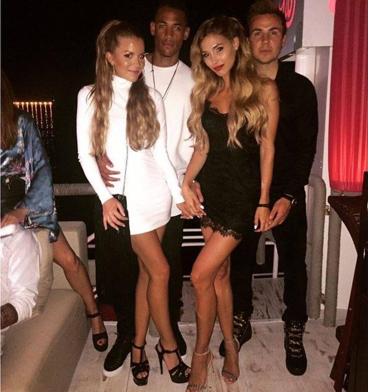FOTO Soția lui Götze și-a deschis propria afacere! Ann-Kathrin prezintă chiar ea lenjeria intimă, alături de Mario