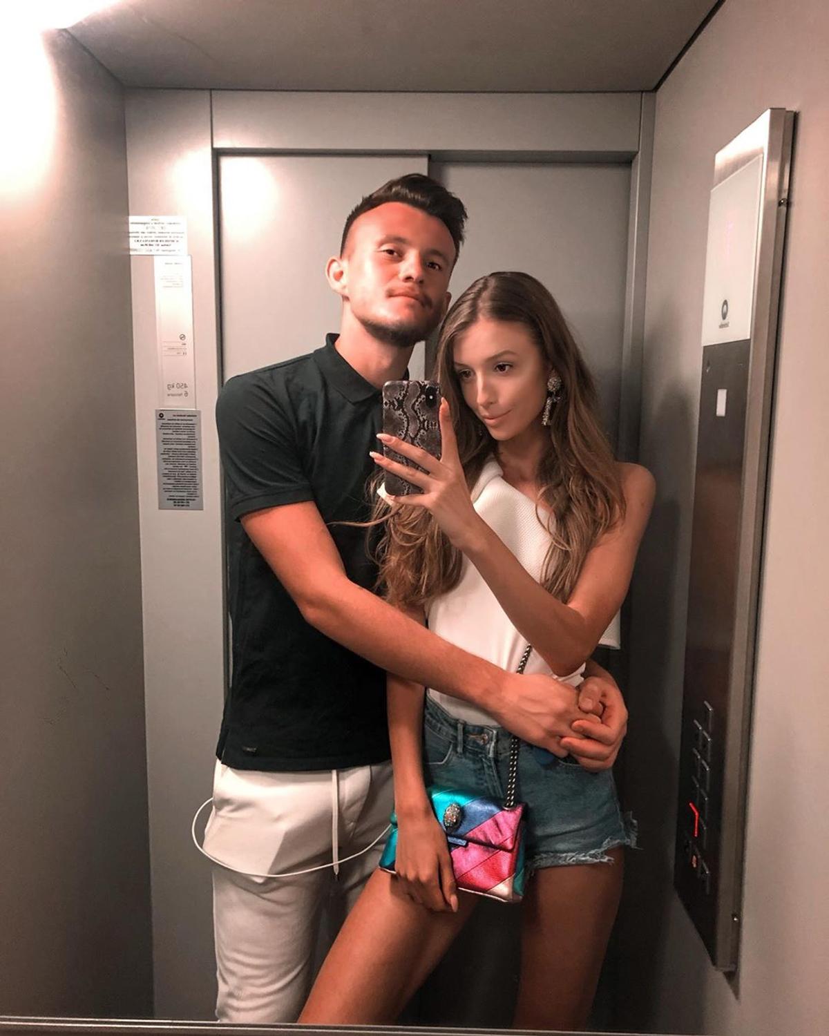 FOTO Andrei Marc, cel mai nou transfer de la FCSB, are iubită superhot, care se pozează la meciurile rivalei: „Doar Dinamo București”
