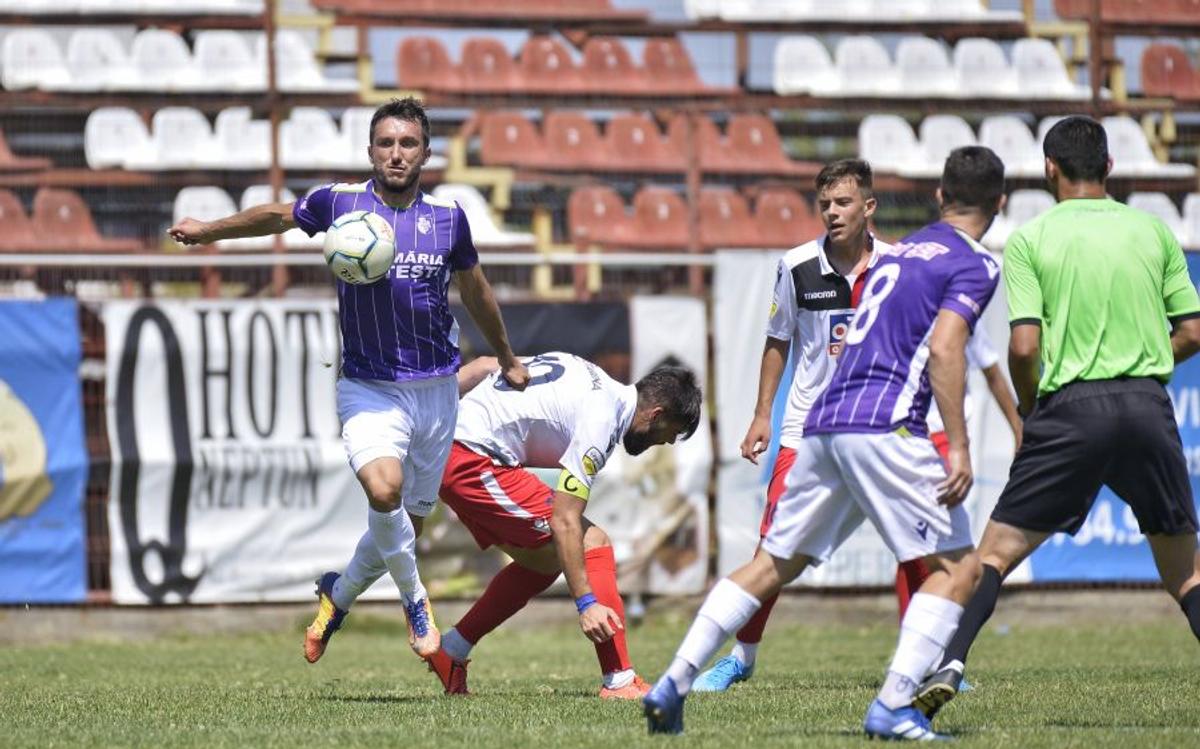 LIGA 2 // VIDEO+FOTO » U Cluj și FC Argeș, victorii la scor de neprezentare!