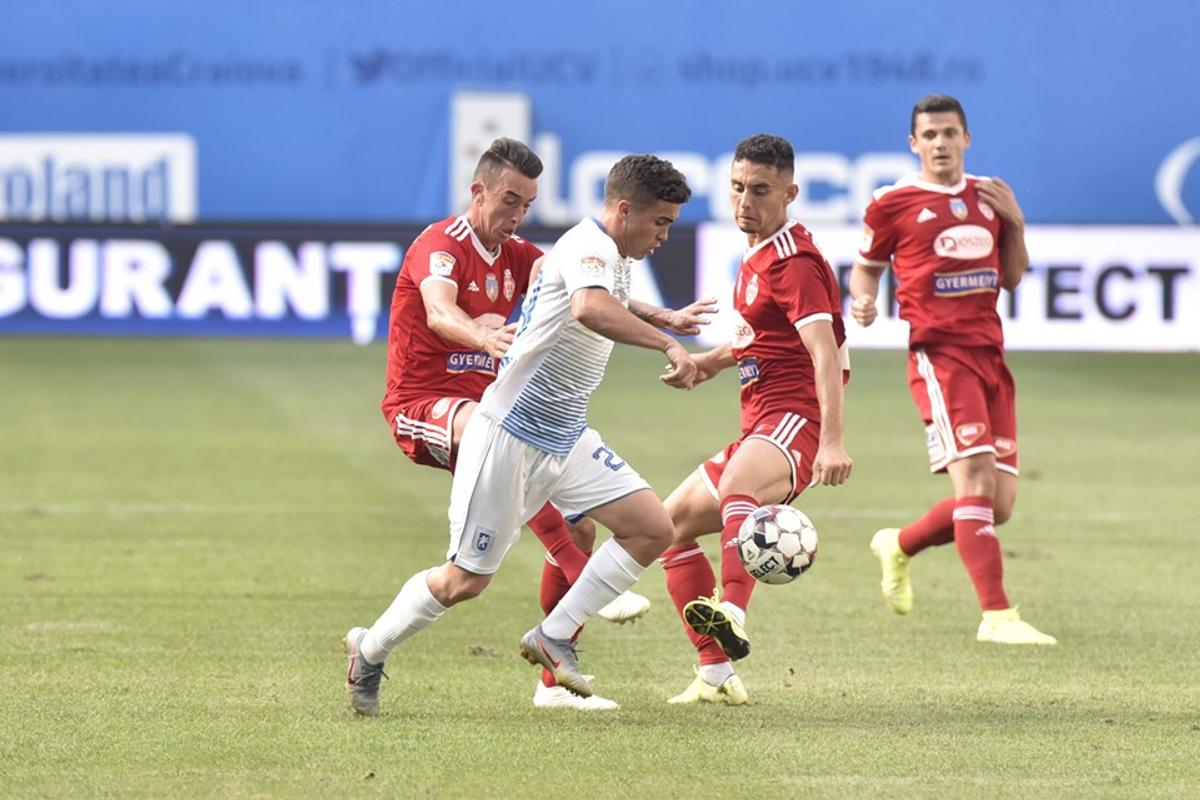 CRAIOVA - SEPSI 0-1 // VIDEO+FOTO » Criză! Oltenii ajung la 3 înfrângeri consecutive și suporterii i-au cerut demisia lui Corneliu Papură