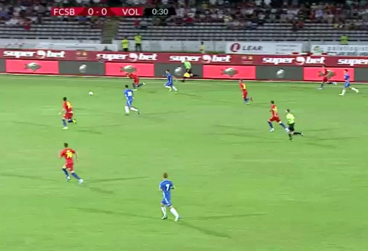 FCSB - VOLUNTARI / VIDEO Cristian Botezatu, unul dintre cei 4 debutanți de la FCSB, a greșit flagrant și ilfovenii au marcat în secunda 35