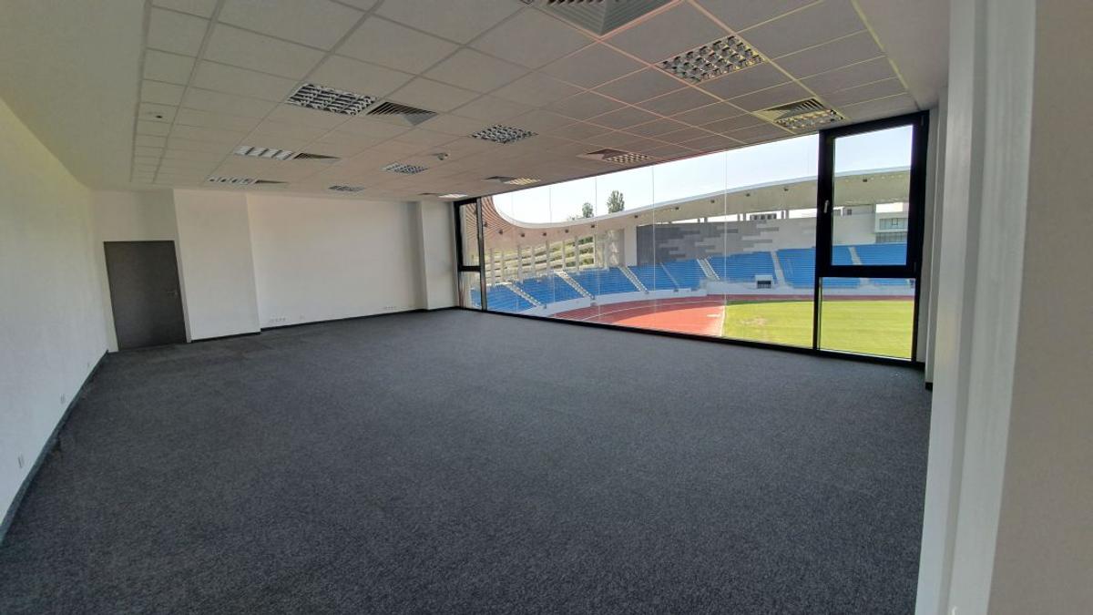 VIDEO În fine, e gata și stadionul de la Tg. Jiu! Ce echipă va juca prima dată pe noua arenă