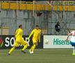 FEROE - ROMÂNIA 0-3 // FOTO Probleme mari pentru Contra: Vlad Chiricheș s-a rupt, Keșeru s-a resimțit pe final