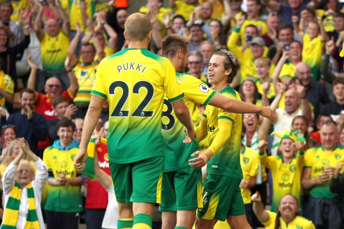 NORWICH - MANCHESTER CITY 3-2 // FOTO Surpriza sezonului în Premier League » Pep Guardiola, lăsat fără replică de o nou-promovată