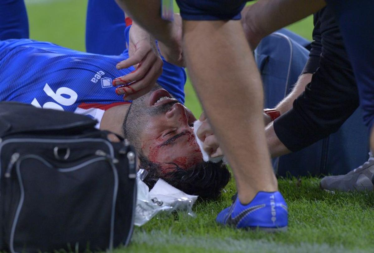 DINAMO - FC BOTOȘANI 1-1 // Atenție, imagini dure! Jucătorii au înmărmurit după ciocnirea horror dintre Moussa și Pap
