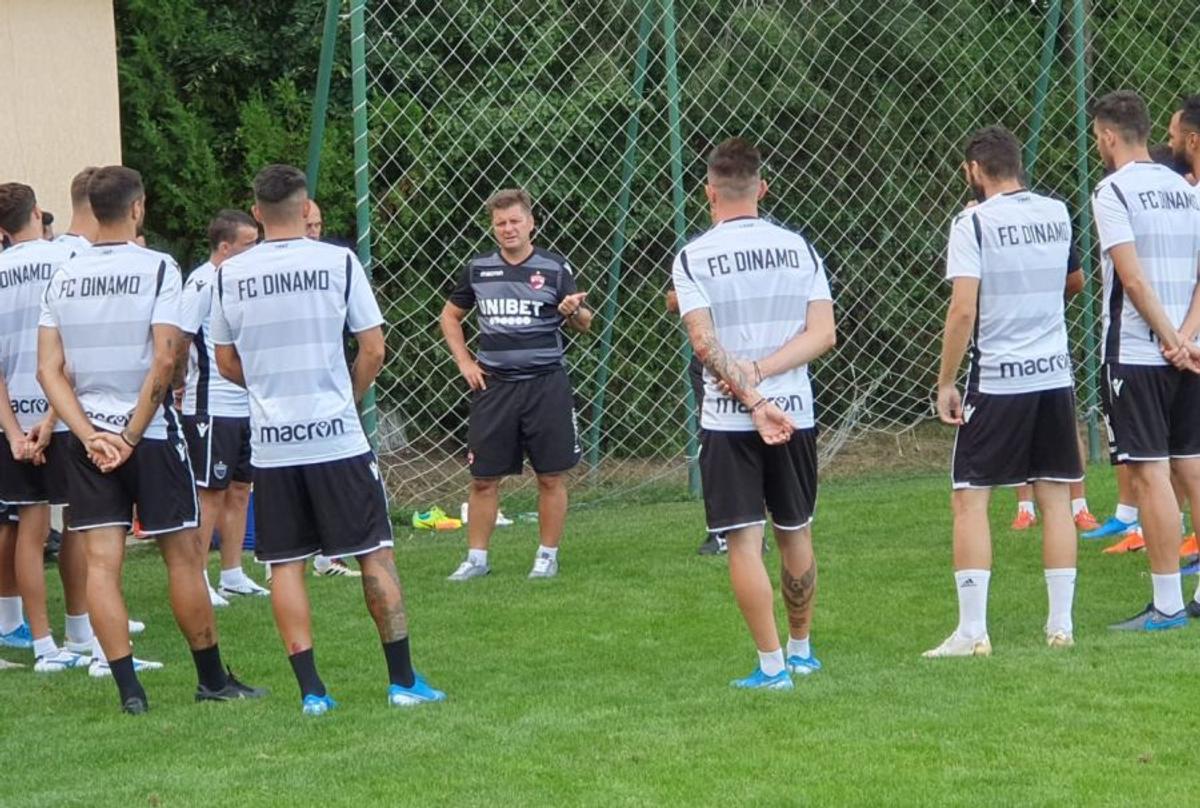 CHINDIA TÂRGOVIȘTE - DINAMO // VIDEO + FOTO Surpriză la Dinamo: 10 jucători la control antidoping » Ce vedetă a venit la antrenament