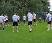 CHINDIA TÂRGOVIȘTE - DINAMO // VIDEO + FOTO Surpriză la Dinamo: 10 jucători la control antidoping » Ce vedetă a venit la antrenament