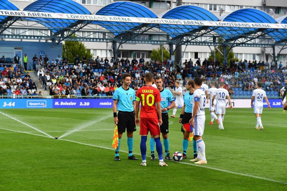 MLADA BOLESLAV - FCSB // FOTO Salvați de Panțâru » Fără antrenor și cu 9 accidentați, FCSB se califică în play-off-ul EL cu un gol în prelungiri