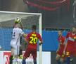 MLADA BOLESLAV - FCSB // FOTO Fază controversată în finalul primei reprize! Cehilor li s-a anulat un gol pentru fault în atac