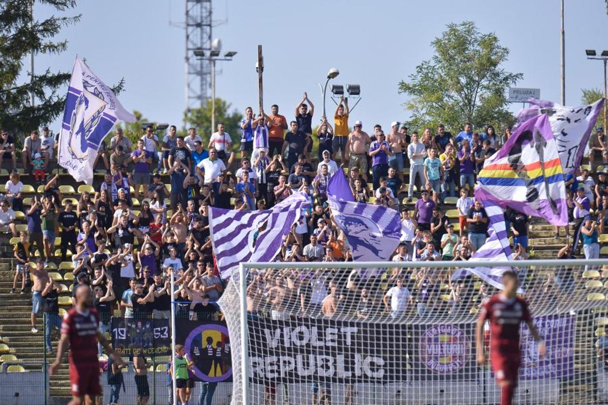 LIGA 2, ETAPA A 7-A // FOTO + VIDEO Petrolul, egalată dramatic de Sportul Snagov! Rapid, victorie cu FC Argeș + Turris, primul pas greșit » Rezultatele etapei + clasament