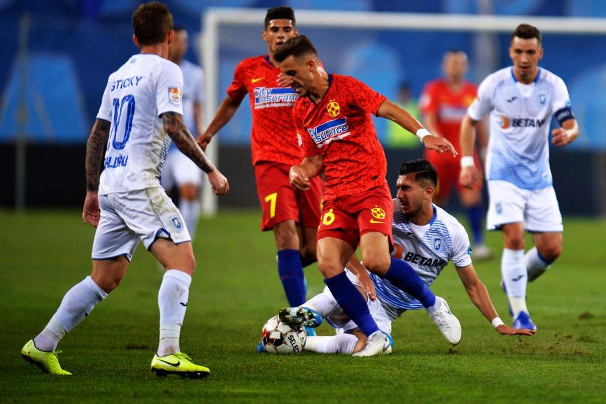 CRAIOVA - FCSB 0-0 // liveTEXT, FOTO + VIDEO ACUM Derby-ul toamnei în Liga 1 » Hora ratează incredibil în minutul 43
