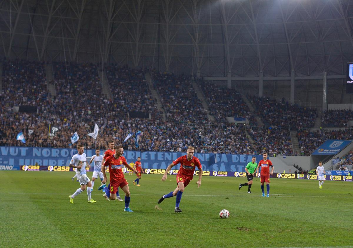 CRAIOVA - FCSB 0-0 // liveTEXT, FOTO + VIDEO ACUM Derby-ul toamnei în Liga 1 » Hora ratează incredibil în minutul 43