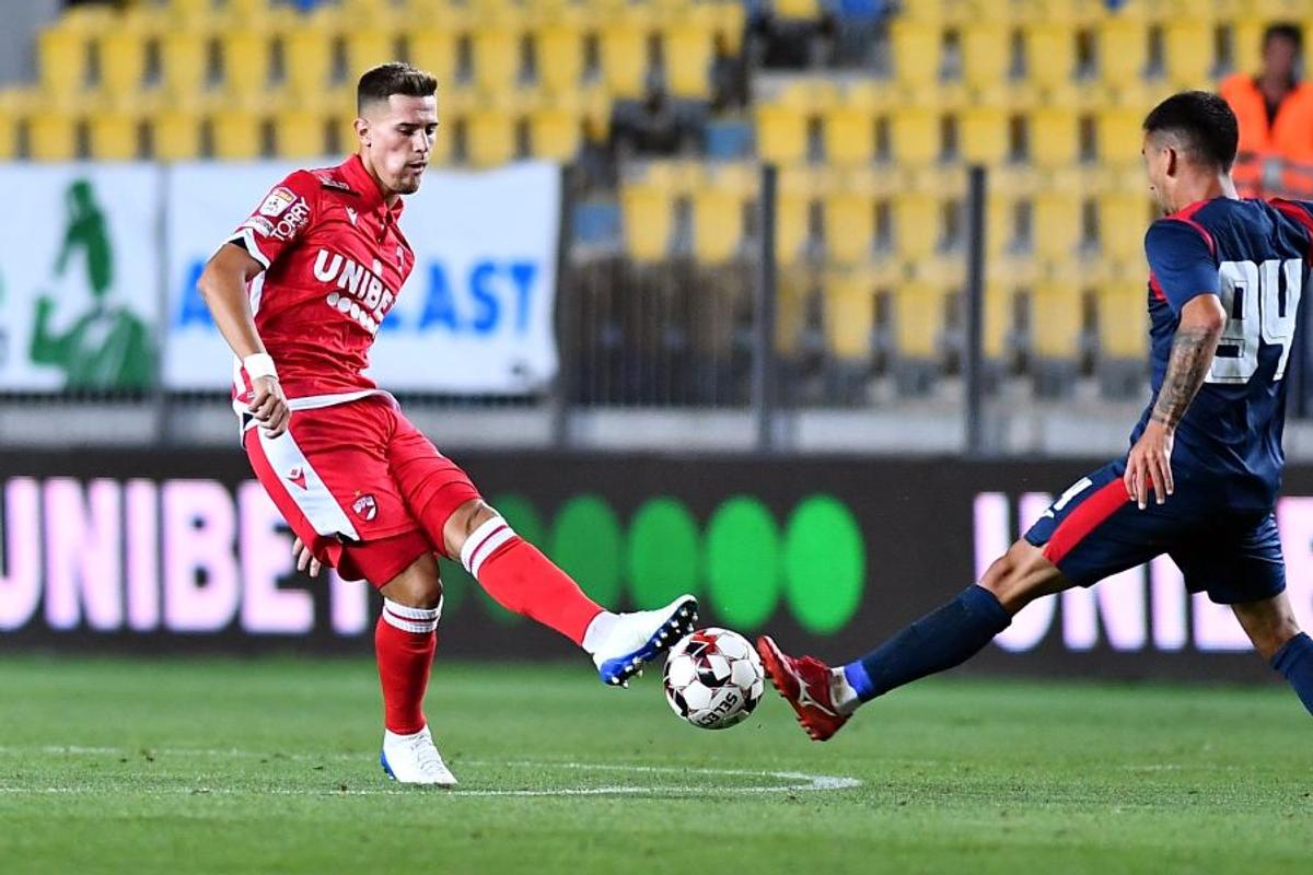 CHINDIA TÂRGOVIȘTE - DINAMO 3-2 // VIDEO+FOTO Uhrin n-a schimbat nimic! Roș-albii pierd contra Chindiei și revin pe ULTIMUL LOC