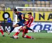 CHINDIA TÂRGOVIȘTE - DINAMO 3-2 // VIDEO+FOTO Uhrin n-a schimbat nimic! Roș-albii pierd contra Chindiei și revin pe ULTIMUL LOC