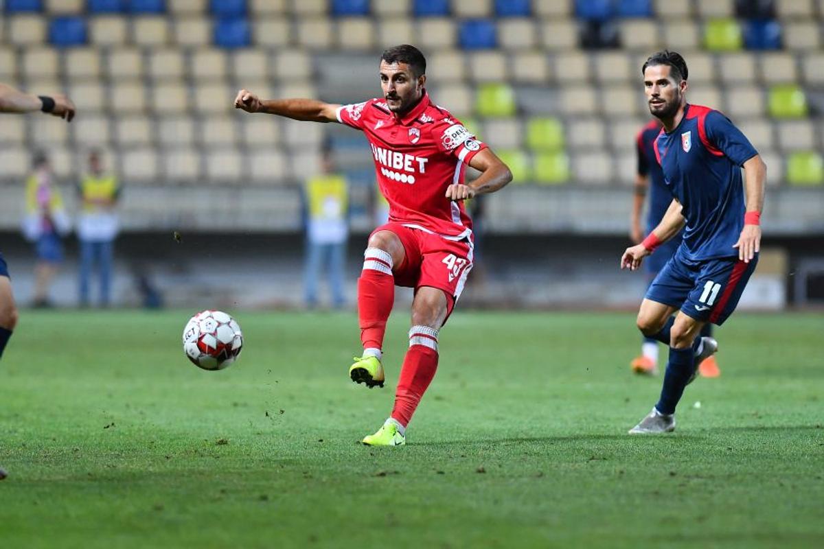 CHINDIA TÂRGOVIȘTE - DINAMO 3-2 // VIDEO+FOTO Uhrin n-a schimbat nimic! Roș-albii pierd contra Chindiei și revin pe ULTIMUL LOC