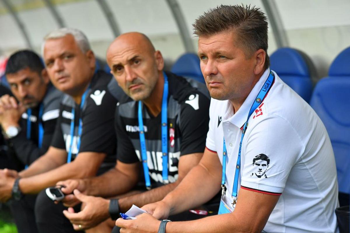 CHINDIA TÂRGOVIȘTE - DINAMO 3-2 // VIDEO+FOTO Uhrin n-a schimbat nimic! Roș-albii pierd contra Chindiei și revin pe ULTIMUL LOC