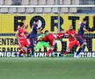 CHINDIA TÂRGOVIȘTE - DINAMO 3-2 // VIDEO+FOTO Uhrin n-a schimbat nimic! Roș-albii pierd contra Chindiei și revin pe ULTIMUL LOC