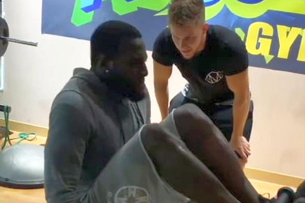 FCSB // FOTO&VIDEO Harlem Gnohere trage tare pentru a slăbi! Mesaj din sală pentru cei care l-au criticat