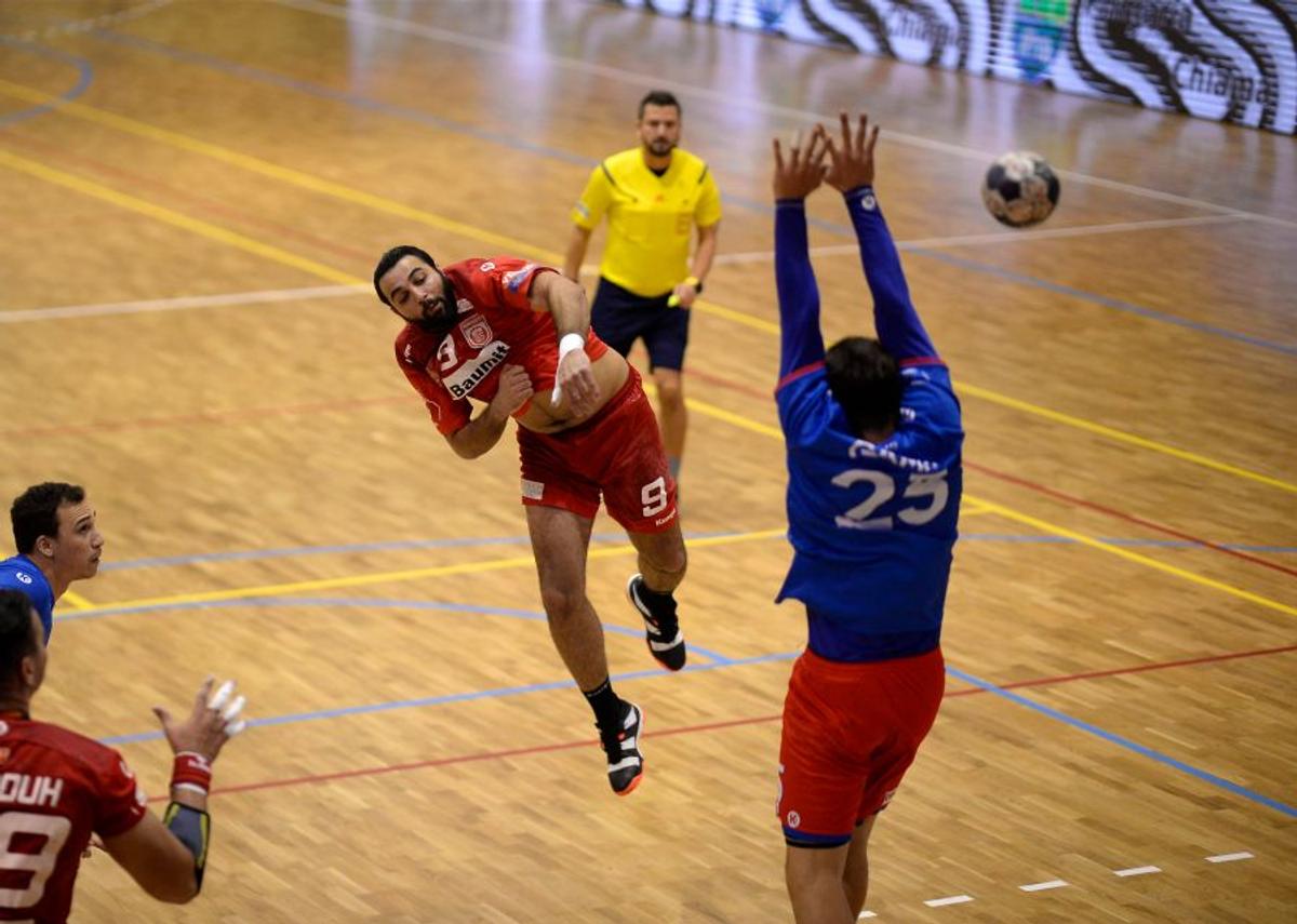 STEAUA - DINAMO 27-26 // În ultima secundă! Steaua a obținut o victorie dramatică în fața lui Dinamo, care era neînvinsă până azi în campionatul