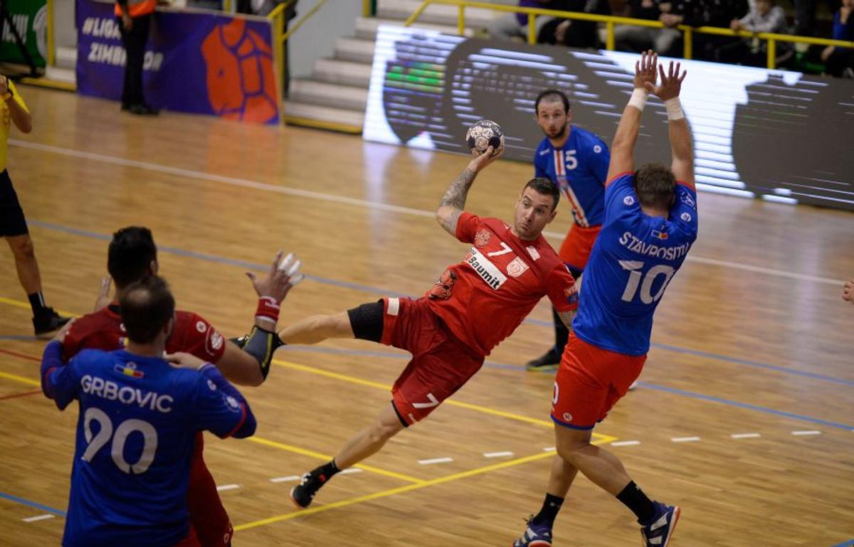 STEAUA - DINAMO 27-26 // În ultima secundă! Steaua a obținut o victorie dramatică în fața lui Dinamo, care era neînvinsă până azi în campionatul