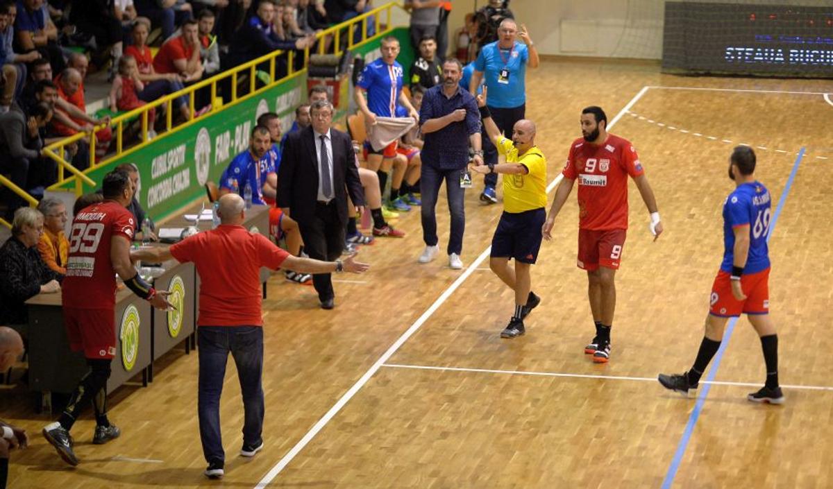 STEAUA - DINAMO 27-26 // În ultima secundă! Steaua a obținut o victorie dramatică în fața lui Dinamo, care era neînvinsă până azi în campionatul