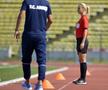 GALERIE FOTO A „furat” toate privirile. Arbitra de rezervă a entuziasmat asistența de la derby-ul FC Argeș - U Cluj