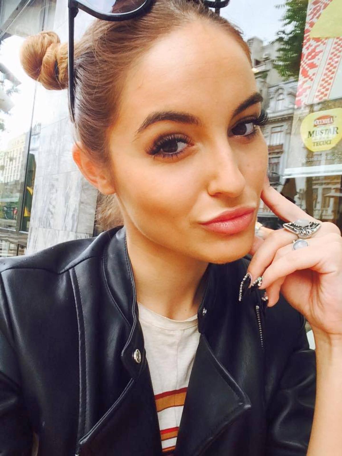 GALERIE FOTO A luat mințile tuturor bărbaților! Roberta Anghel este una dintre cele mai sexy antrenoare de fitness din București