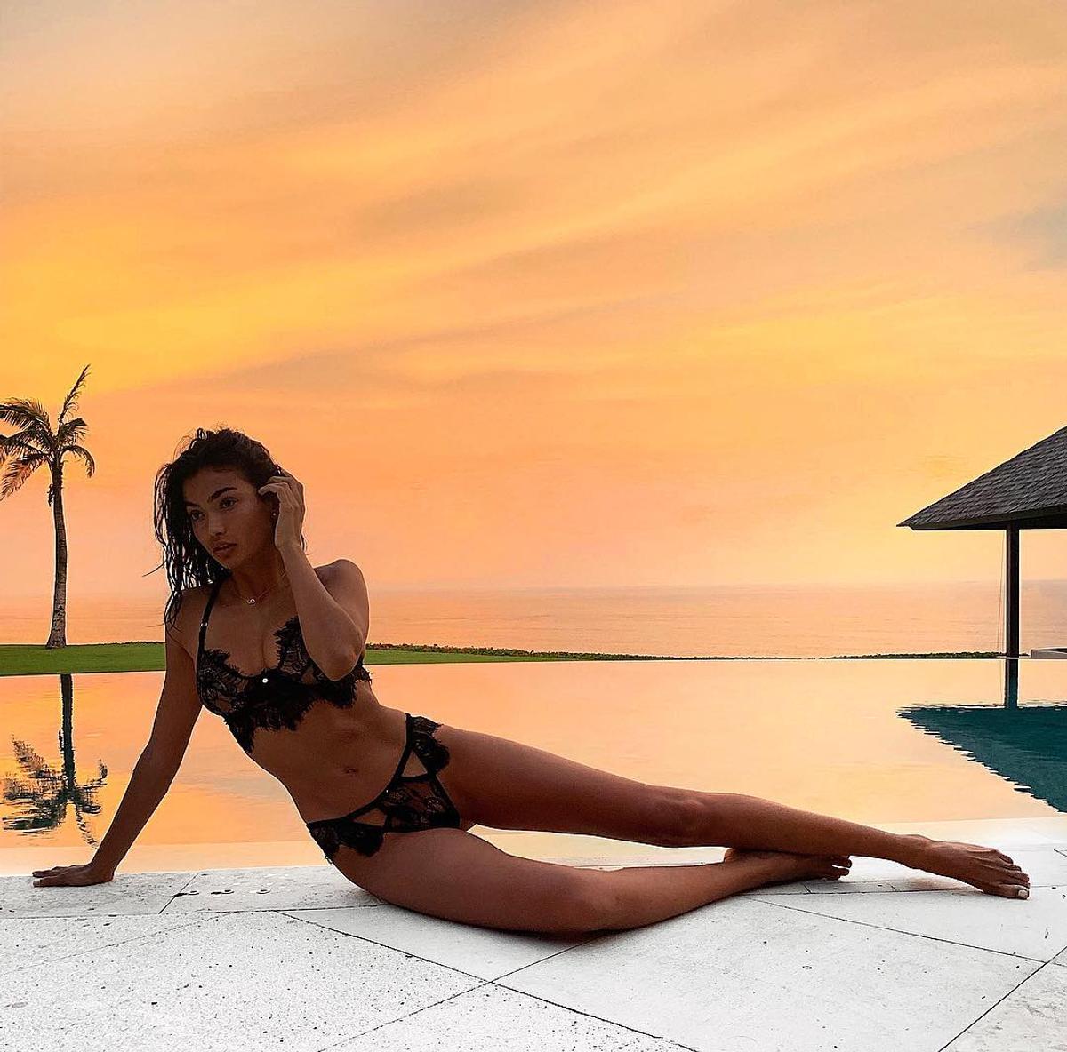 FOTO Kelly Gale nu lasă nicio zi să treacă fără să facă mișcare: imagini HOT