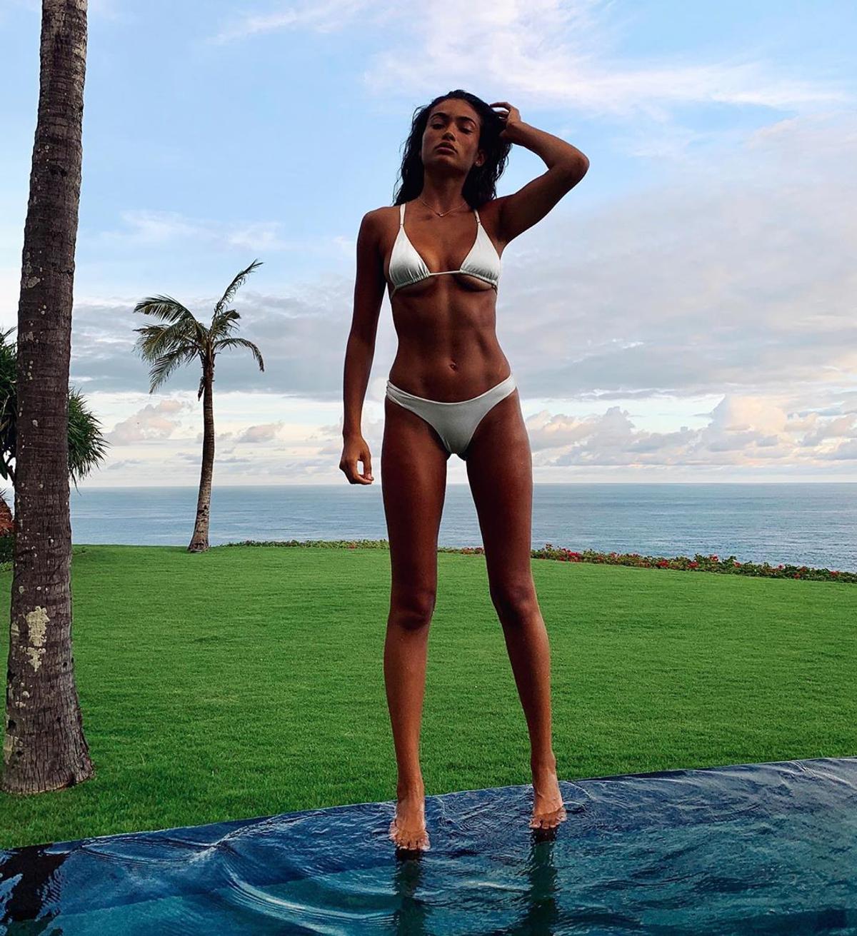 FOTO Combinația perfectă » Kelly Gale nu lasă nicio zi să treacă fără să facă mișcare: imagini HOT