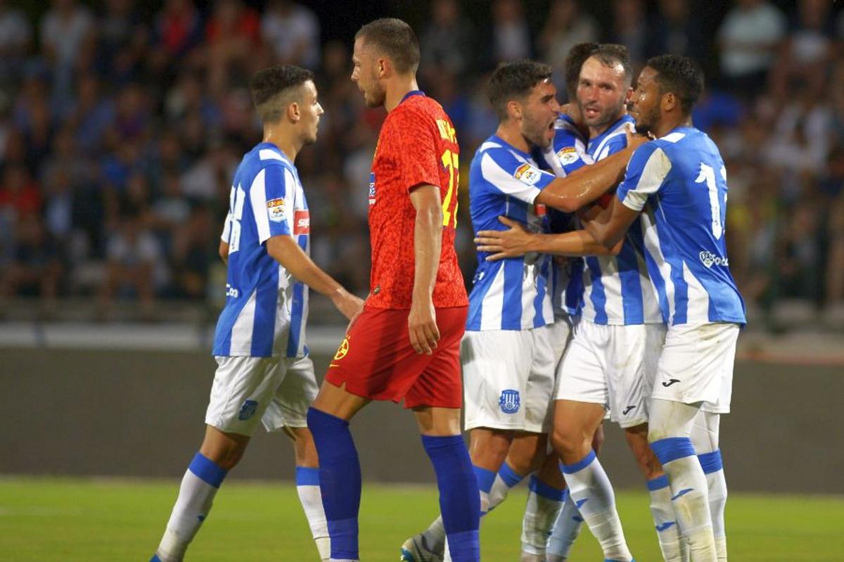 FCSB - POLI IAȘI 1-2 // VIDEO + FOTO Cine îi mai salvează? Roș-albaștrii sunt în derivă, după a 4-a înfrângere la rând în Liga 1