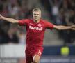 VIDEO Erling Håland, noua senzație din Liga Campionilor: „Monstrul golurilor a lovit din nou” » Norvegianul de 19 ani a marcat 3 goluri cu Genk și e gata de meciul cu România