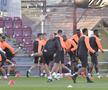 CFR CLUJ - LAZIO // GALERIE FOTO + VIDEO Dan Petrescu și Simone Inzaghi au abordat total diferit ziua dinaintea meciului » Imaginea surprisă de fotoreporterul GSP în Gruia