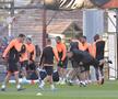 CFR CLUJ - LAZIO // GALERIE FOTO + VIDEO Dan Petrescu și Simone Inzaghi au abordat total diferit ziua dinaintea meciului » Imaginea surprisă de fotoreporterul GSP în Gruia