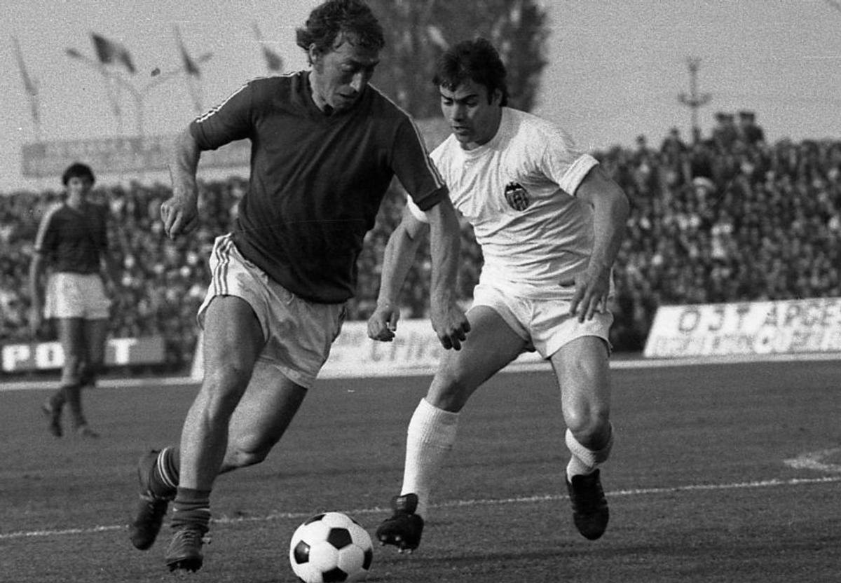 Retro GSP // VIDEO + FOTO » Ziua în care Kempes s-a înclinat în fața lui Dobrin