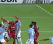 CFR CLUJ - LAZIO 2-1 // FOTO Noroc că nu e VAR! „Vulpoiul” Djokovic l-a păcălit pe arbitru și a obținut un penalty-ul din care Deac a egalat